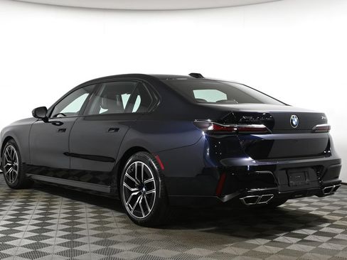 Certified 2024 BMW 760i xDrive AWD/4WD image 5