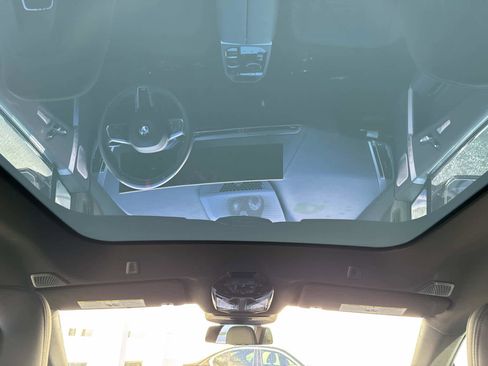 Certified 2025 BMW iX M60 image 18