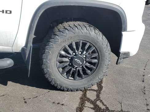 Used 2022 Chevrolet Silverado 2500 LT w/ Z71 Sport Edition image 7