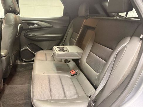 Used 2021 Chevrolet TrailBlazer RS w/ Sun and Liftgate Package AWD/4WD image 27