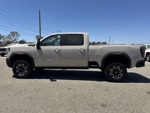 New 2026 GMC Sierra 2500 AT4X AWD/4WD image 5