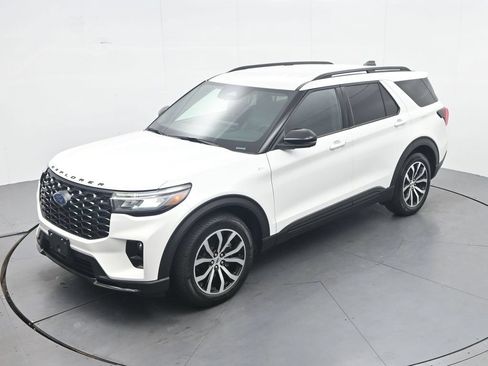 New 2026 Ford Explorer ST-Line w/ Premium Package RWD image 31