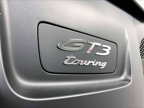 Used 2022 Porsche 911 GT3 image 40