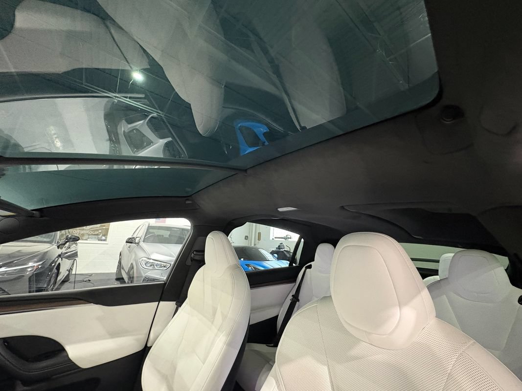 Used 2023 Tesla Model X AWD/4WD image 29