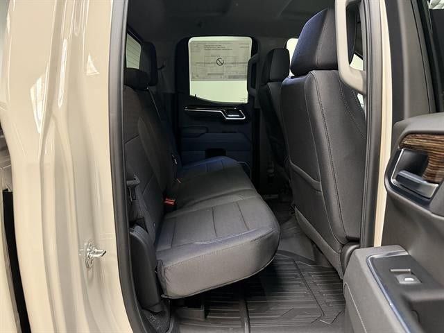 New 2026 GMC Sierra 1500 SLE w/ X31 Off-Road Package AWD/4WD image 12