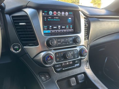 Used 2020 Chevrolet Tahoe LT AWD/4WD image 26
