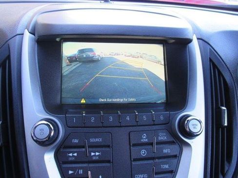 Used 2017 Chevrolet Equinox LT w/ Convenience Package image 18