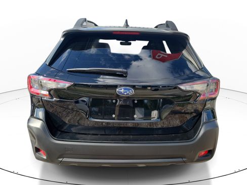 Used 2024 Subaru Outback Premium AWD/4WD image 5