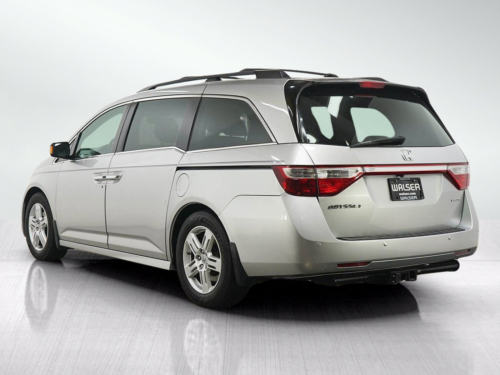Used 2012 Honda Odyssey Touring image 4