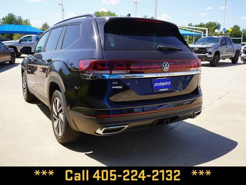 Used 2025 Volkswagen Atlas SE FWD image 10