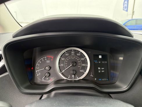 Used 2022 Toyota Corolla LE image 17