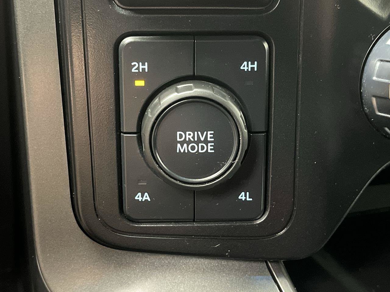 Certified 2024 Ford F150 Lariat AWD/4WD image 21