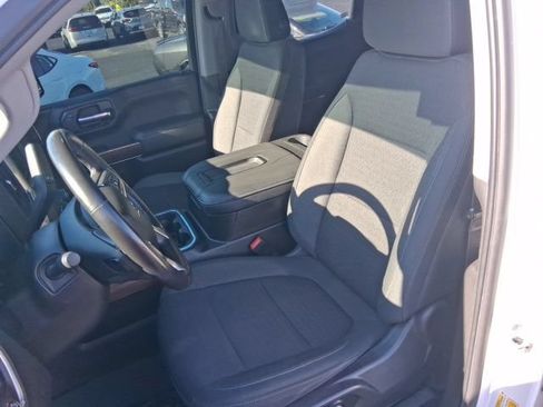 Used 2021 Chevrolet Silverado 1500 LT Trail Boss w/ Bed Protection Package AWD/4WD image 16