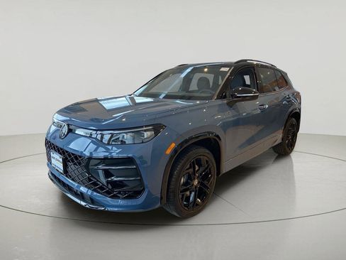 New 2026 Volkswagen Tiguan SE R-Line AWD/4WD image 5