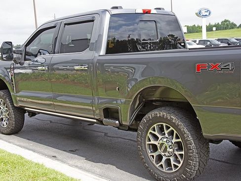 Used 2026 Ford F250 Lariat w/ Chrome Package AWD/4WD image 14