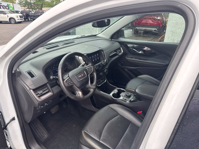 Used 2022 GMC Terrain AT4 AWD/4WD image 8