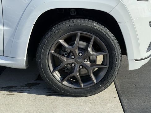 Used 2020 Jeep Grand Cherokee Limited X image 10