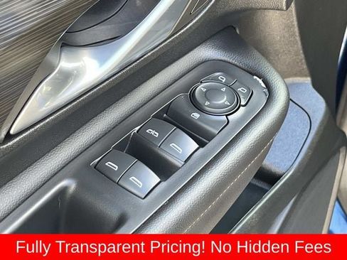 Used 2022 GMC Terrain SLE w/ Driver Convenience Package AWD/4WD image 26