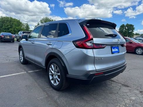 Used 2026 Honda CR-V EX image 4