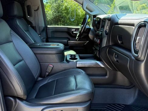 Used 2021 Chevrolet Silverado 2500 LTZ w/ LTZ Premium Package AWD/4WD image 25