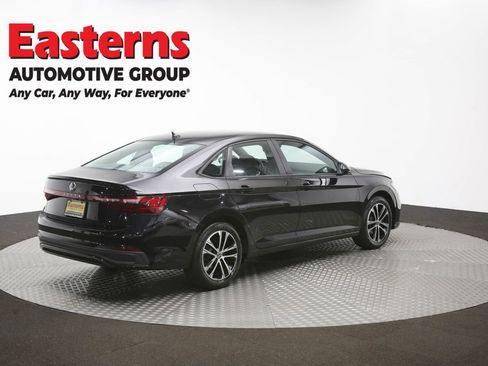 Used 2025 Volkswagen Jetta Sport FWD image 39