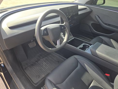 Used 2024 Tesla Model 3 Standard Range RWD image 11
