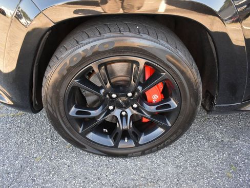Used 2014 Jeep Grand Cherokee SRT AWD/4WD image 32