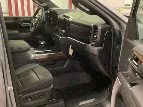 New 2025 Chevrolet Silverado 1500 High Country w/ High Country Premium Package image 16