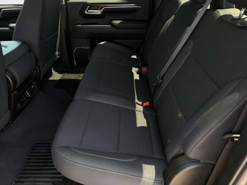 Used 2024 Chevrolet Silverado 1500 LT AWD/4WD image 31