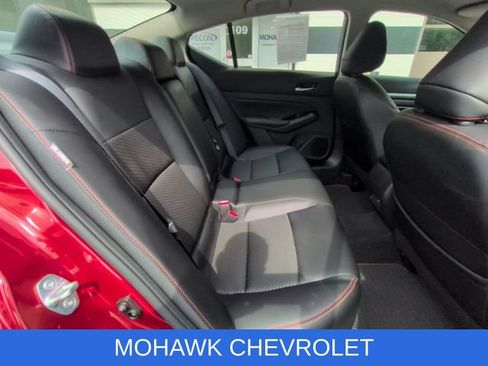 Used 2024 Nissan Altima 2.5 SR AWD/4WD image 26