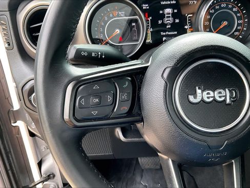 Used 2018 Jeep Wrangler Unlimited Sport S AWD/4WD image 22