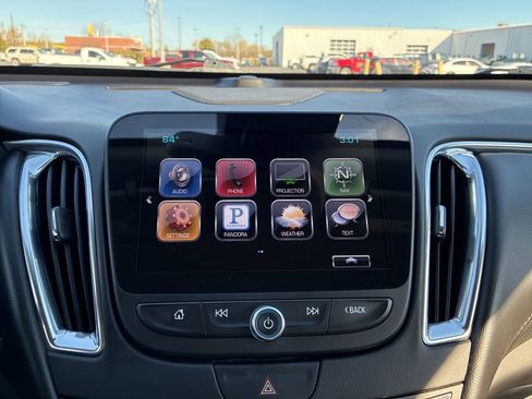 Used 2016 Chevrolet Malibu Premier w/ Driver Confidence Package II image 24