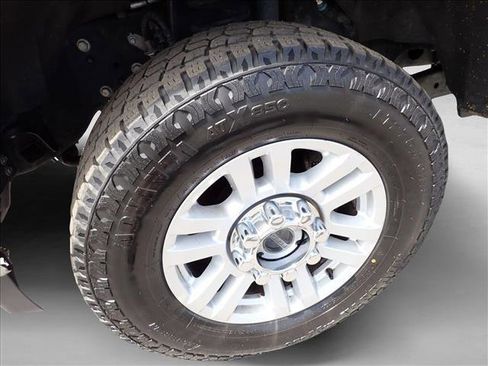 Used 2019 Ford F250 XLT w/ Snow Plow Prep Package AWD/4WD image 5