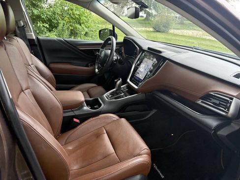 Used 2020 Subaru Outback Touring w/ Popular Package #2 AWD/4WD image 35