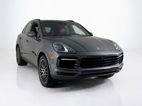 Used 2020 Porsche Cayenne image 7