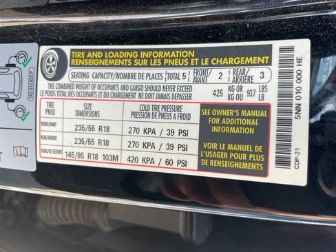 Used 2022 Volkswagen Tiguan SE w/ Panoramic Sunroof Package AWD/4WD image 38