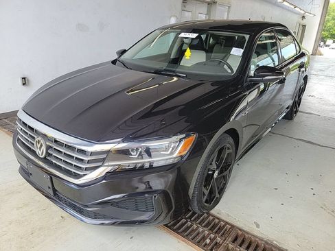 Used 2020 Volkswagen Passat 2.0T R-Line FWD image 5
