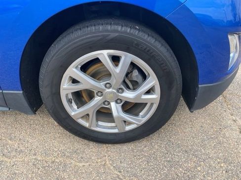 Used 2019 Chevrolet Equinox LT w/ Sun & Navigation Package FWD image 27