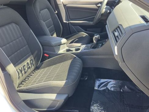 Used 2024 Volkswagen Jetta Sport FWD image 16