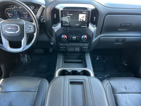 Used 2021 GMC Sierra 1500 SLT w/ SLT Convenience Package image 3