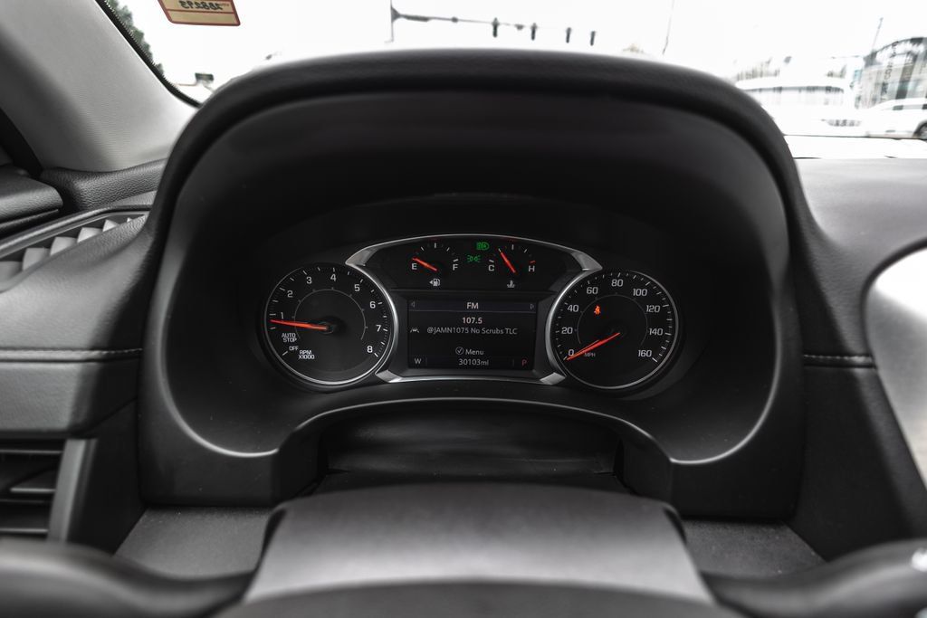 Used 2024 GMC Terrain SLT w/ Tech Package AWD/4WD image 12