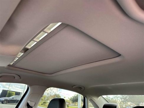 Used 2020 Volkswagen Passat 2.0T R-Line image 18