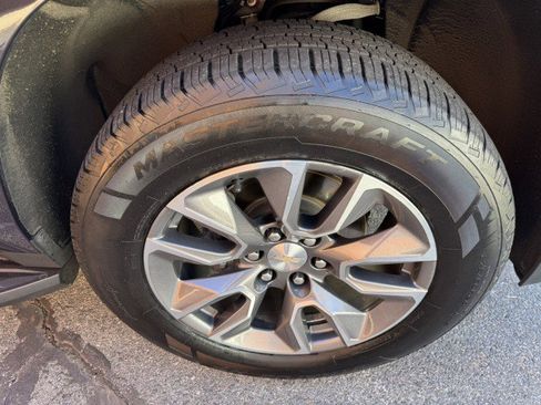 Certified 2022 Chevrolet Suburban LT w/ Luxury Package image 15