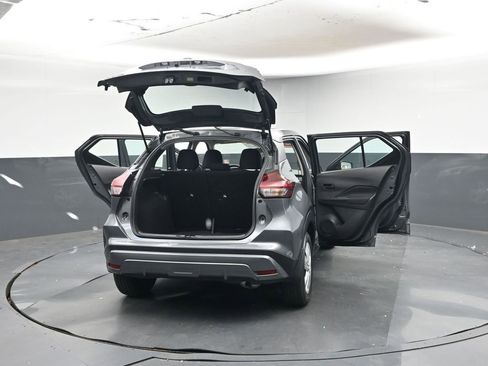 Used 2024 Nissan Kicks S image 46