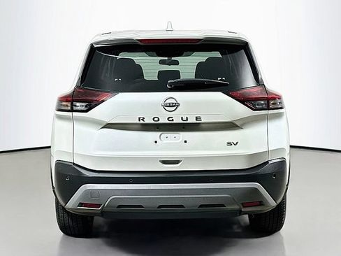 Used 2023 Nissan Rogue SV FWD image 6
