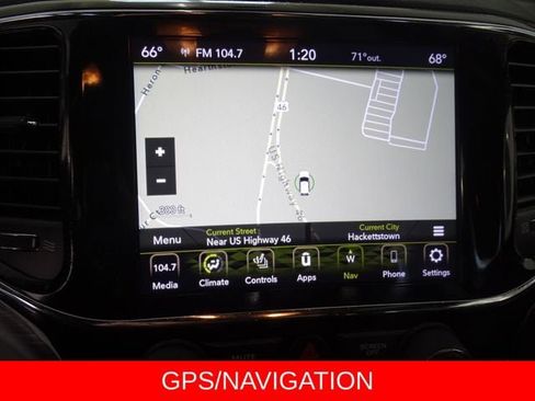 Certified 2022 Jeep Grand Cherokee Laredo X AWD/4WD image 14