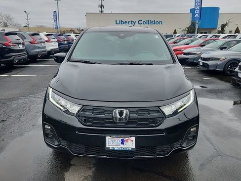 Used 2025 Honda Odyssey Sport-L image 2