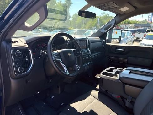 Used 2023 Chevrolet Silverado 2500 LT w/ Convenience Package AWD/4WD image 13