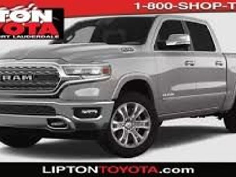 Used 2024 RAM 1500 Classic SLT AWD/4WD image 1