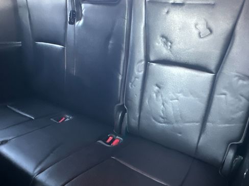 Used 2020 Toyota Highlander XLE image 15